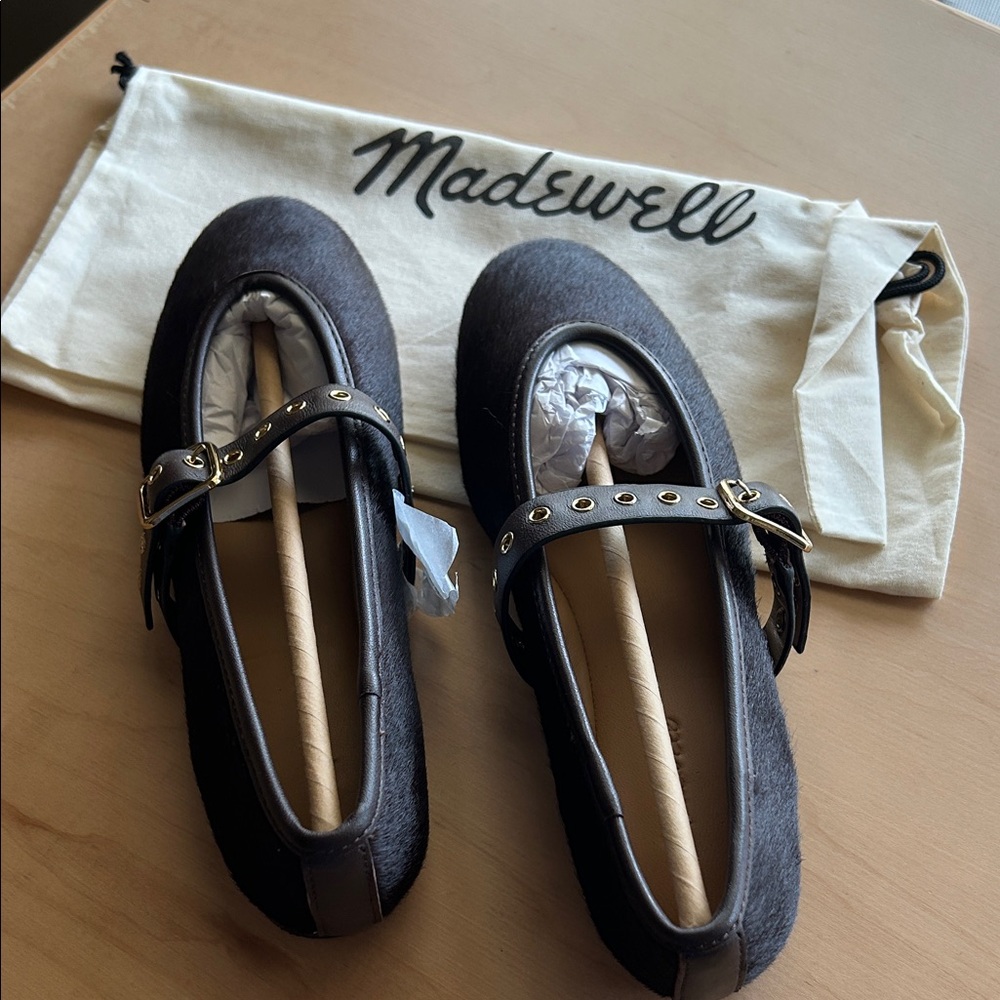 Women’s Mary Jane Flat shoe